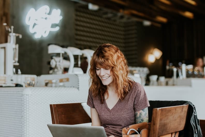 Google Business Profile — retail store with reviews and services
